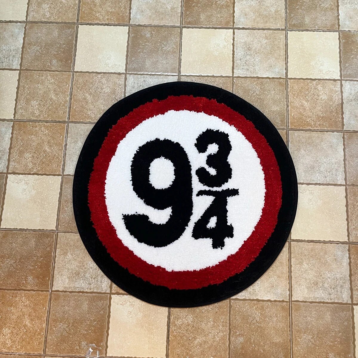- NINE AND THREE QUATERS RUG 60X60CM - 60X60 CM - RugRatz